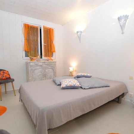 Cozy Apartment In Propriano With Kitchen Экстерьер фото