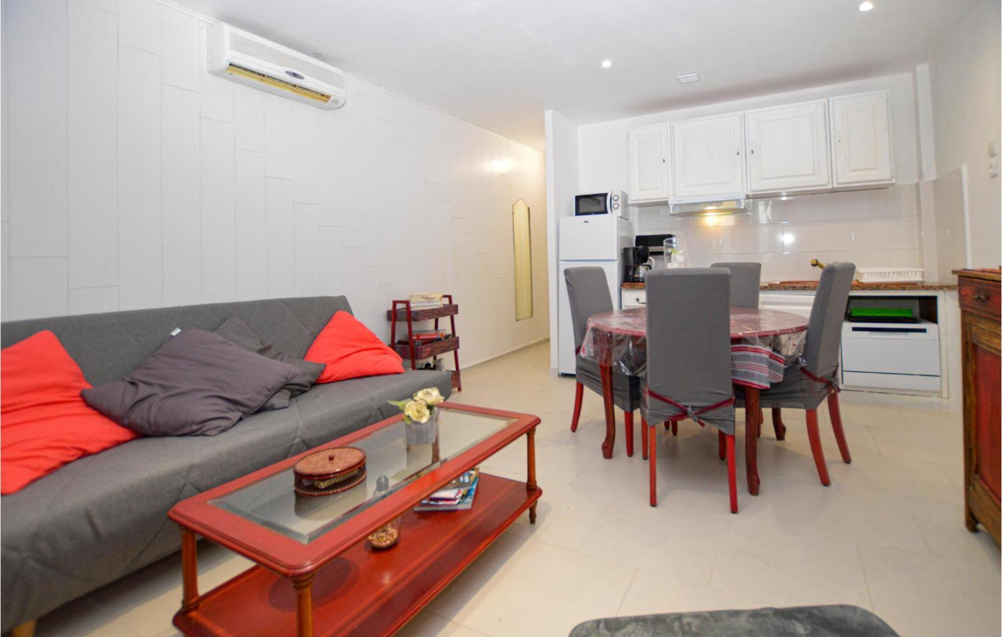 Cozy Apartment In Propriano With Kitchen Экстерьер фото