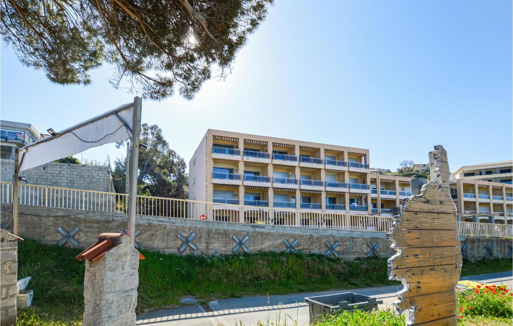 Cozy Apartment In Propriano With Kitchen Экстерьер фото